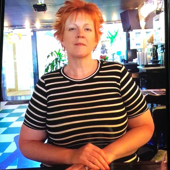 Meet your Posher, Janna - Picture 1 of 2